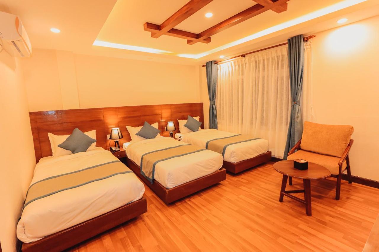 Kathmandu Aagantuk Hotel Exterior foto